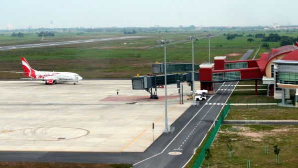مطار لنكاوي الدولي
